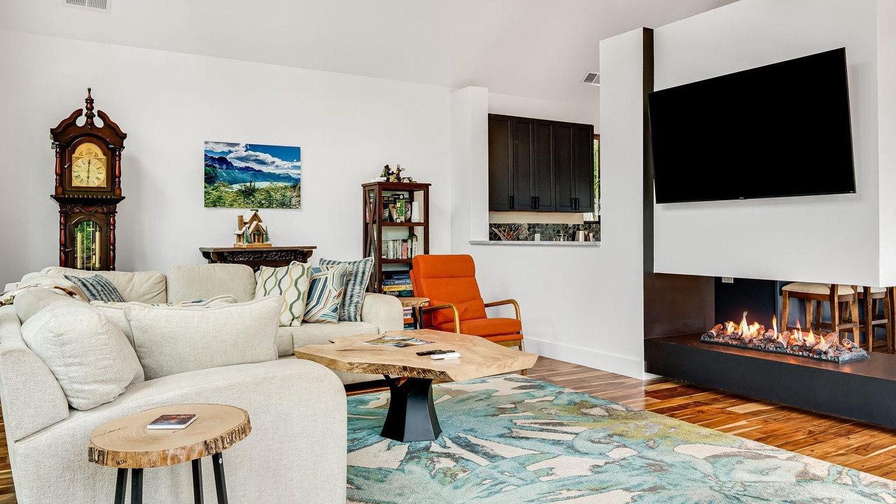 Photo of Livingroom in Hendersonville