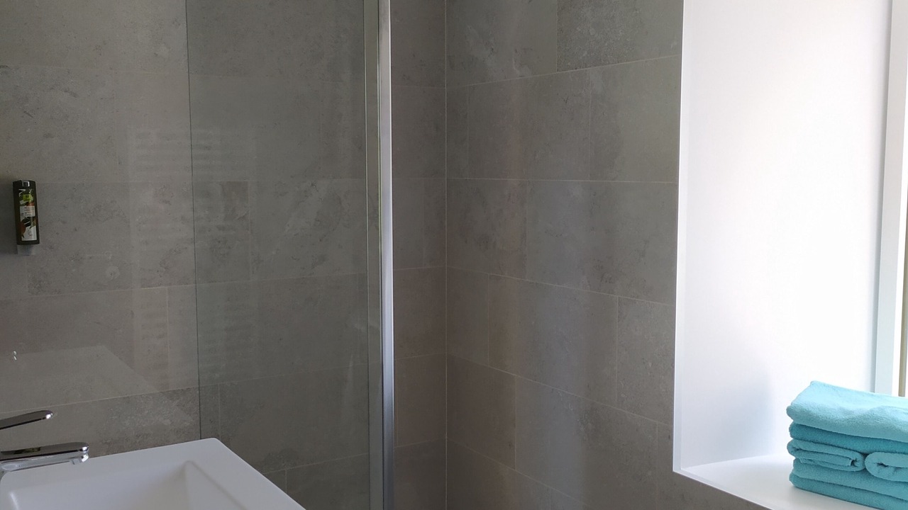 Photo of Bathroom in Crepon