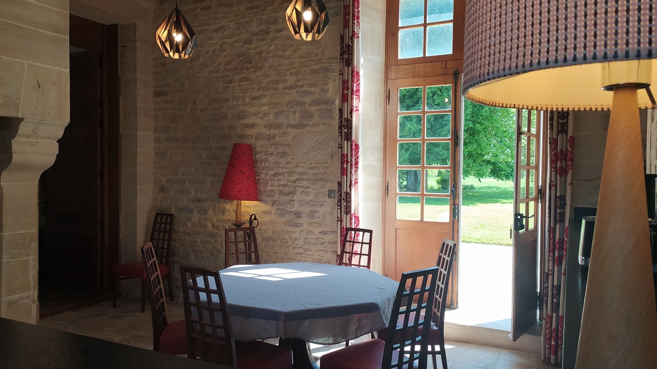 Photo of Kitchen in Crepon