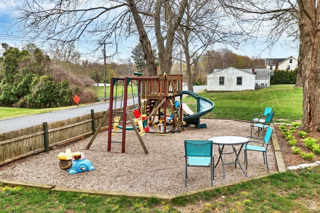 Photo of Others in Niantic