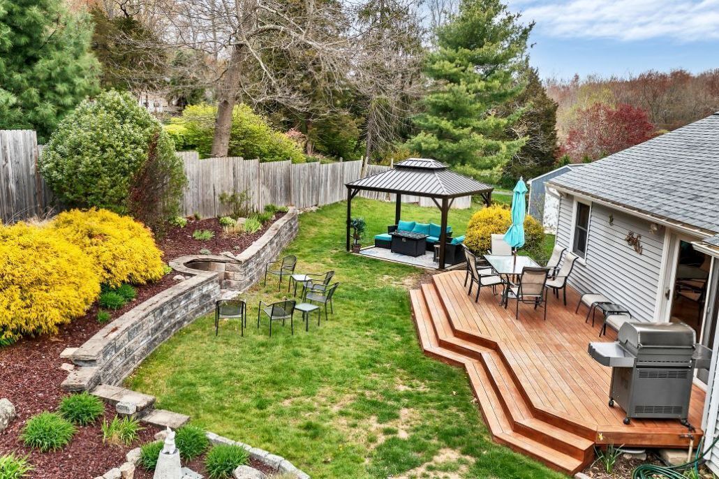 Photo of Others in Niantic