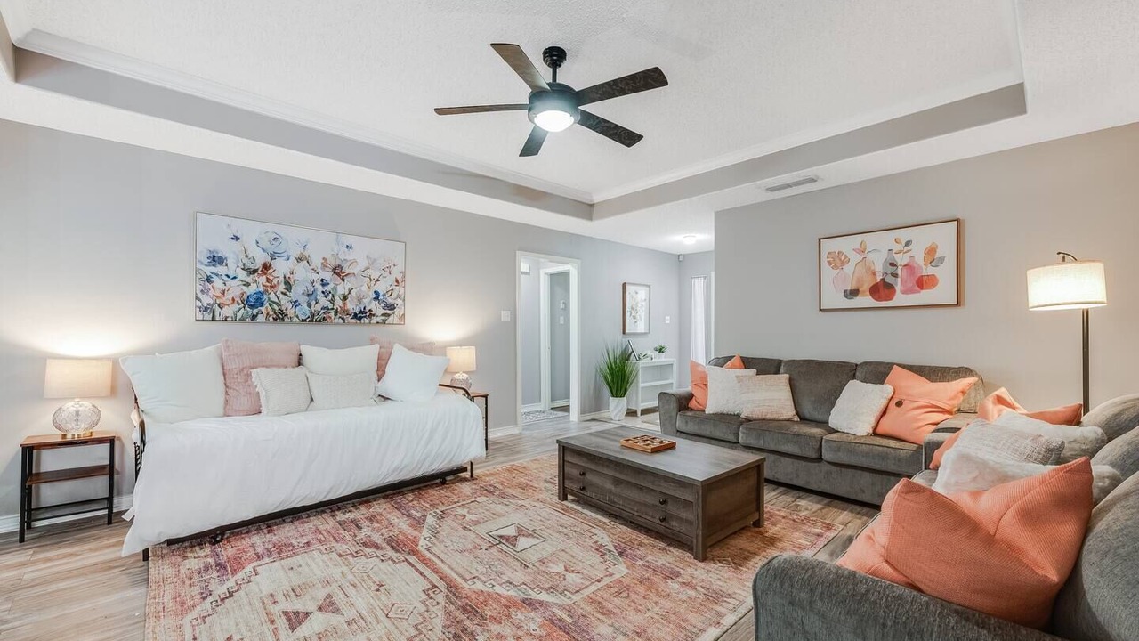 Photo of Bedroom in South Side