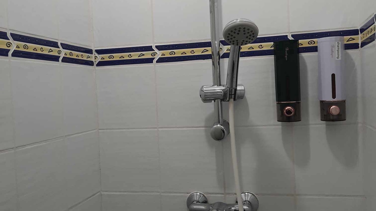 Photo of Bathroom in Anneyron