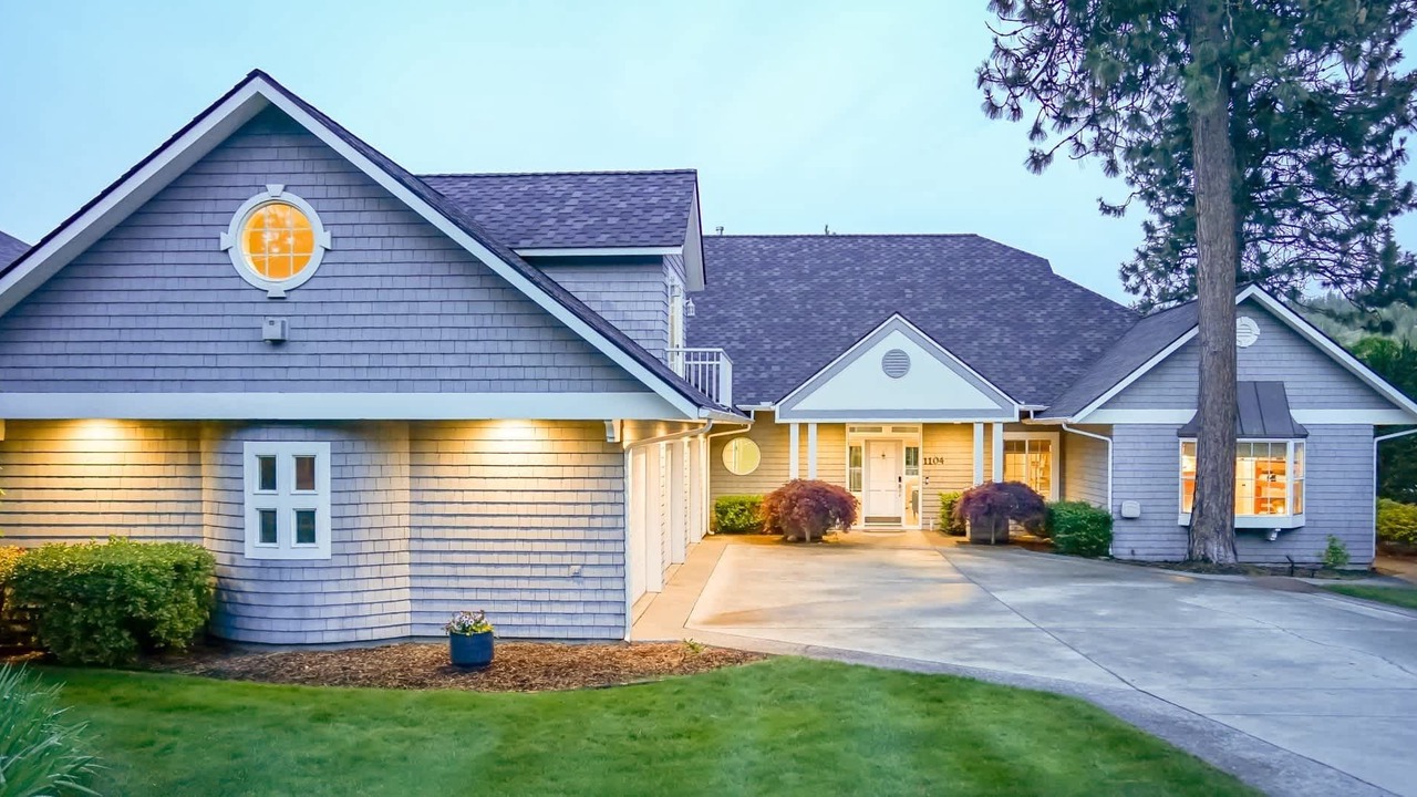 Photo of Others in Post Falls