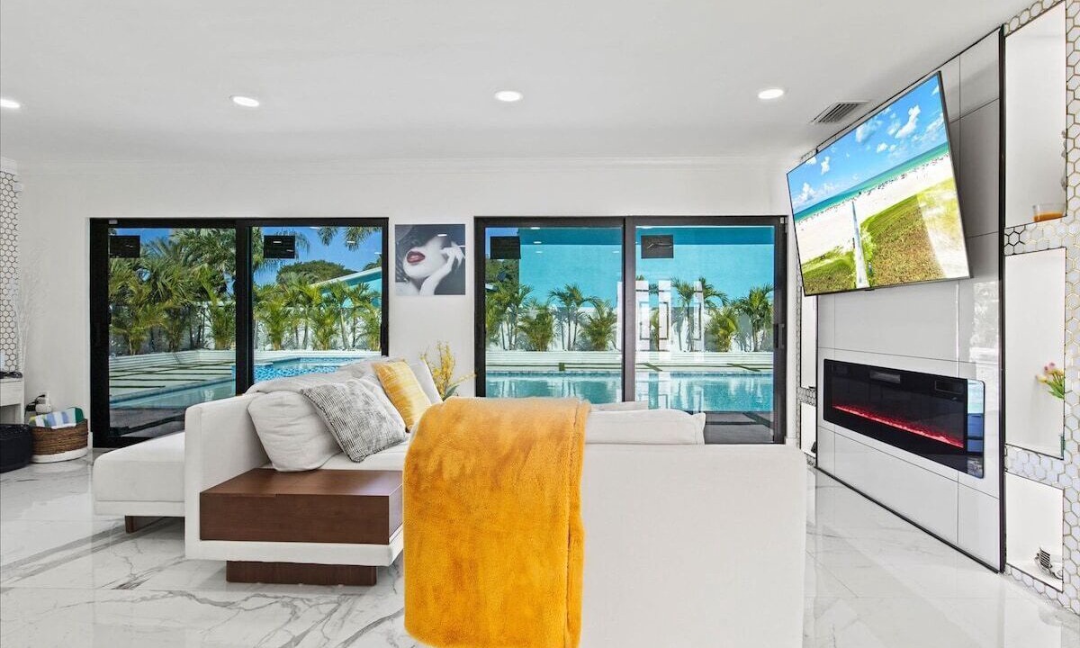 Photo of Livingroom in Belair Bayou
