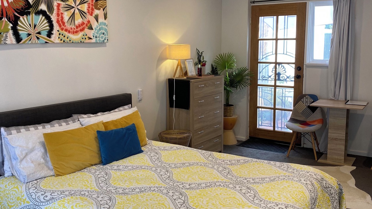 Photo of Bedroom in Lynbrook