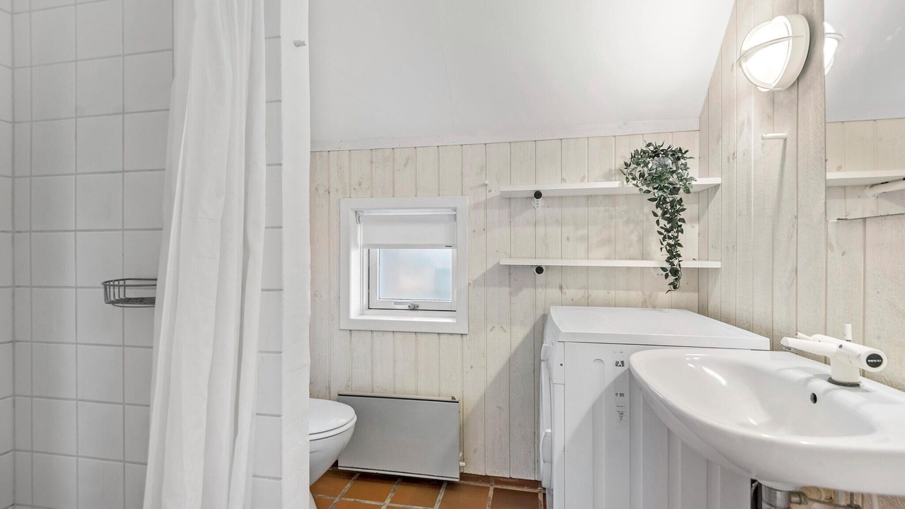 Photo of Bathroom in Rindby Strand
