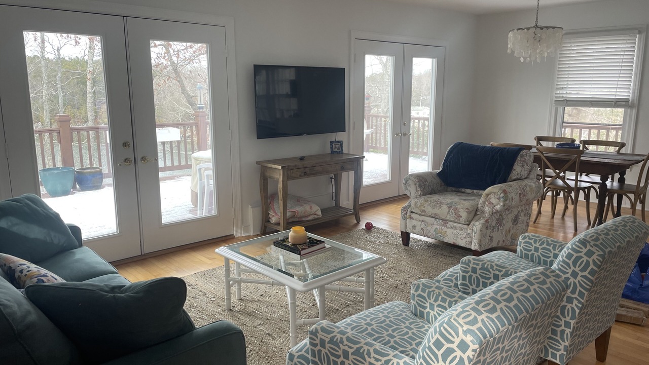 Photo of Livingroom in Solomons