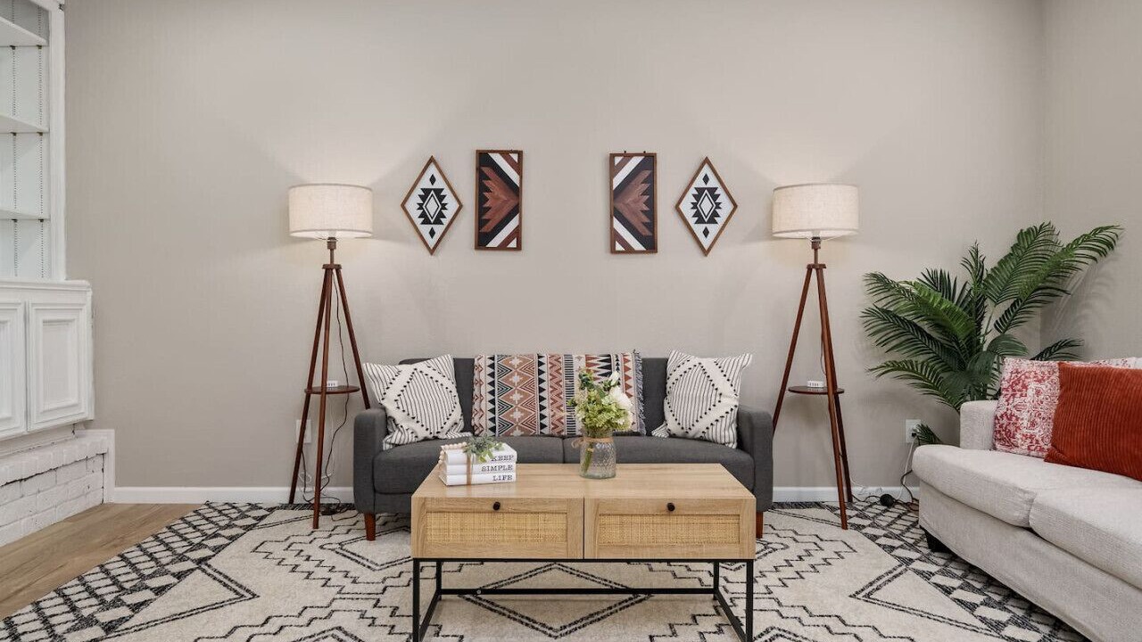 Photo of Livingroom in South Side