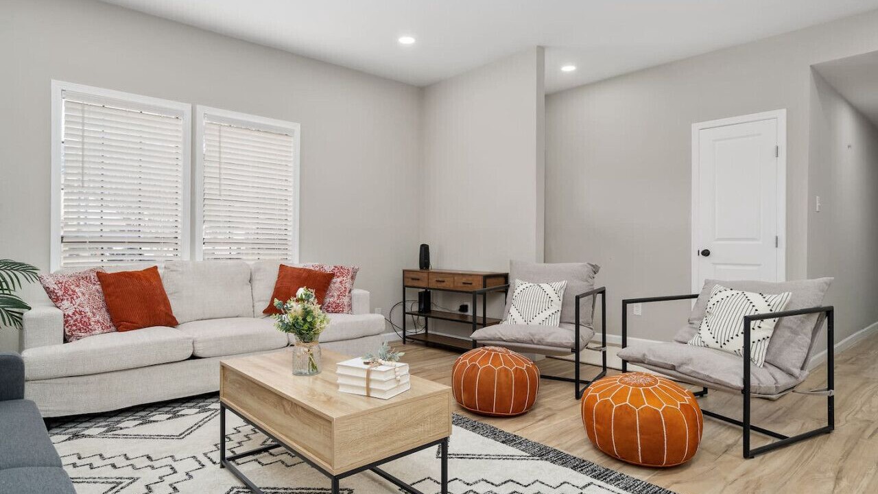 Photo of Livingroom in South Side