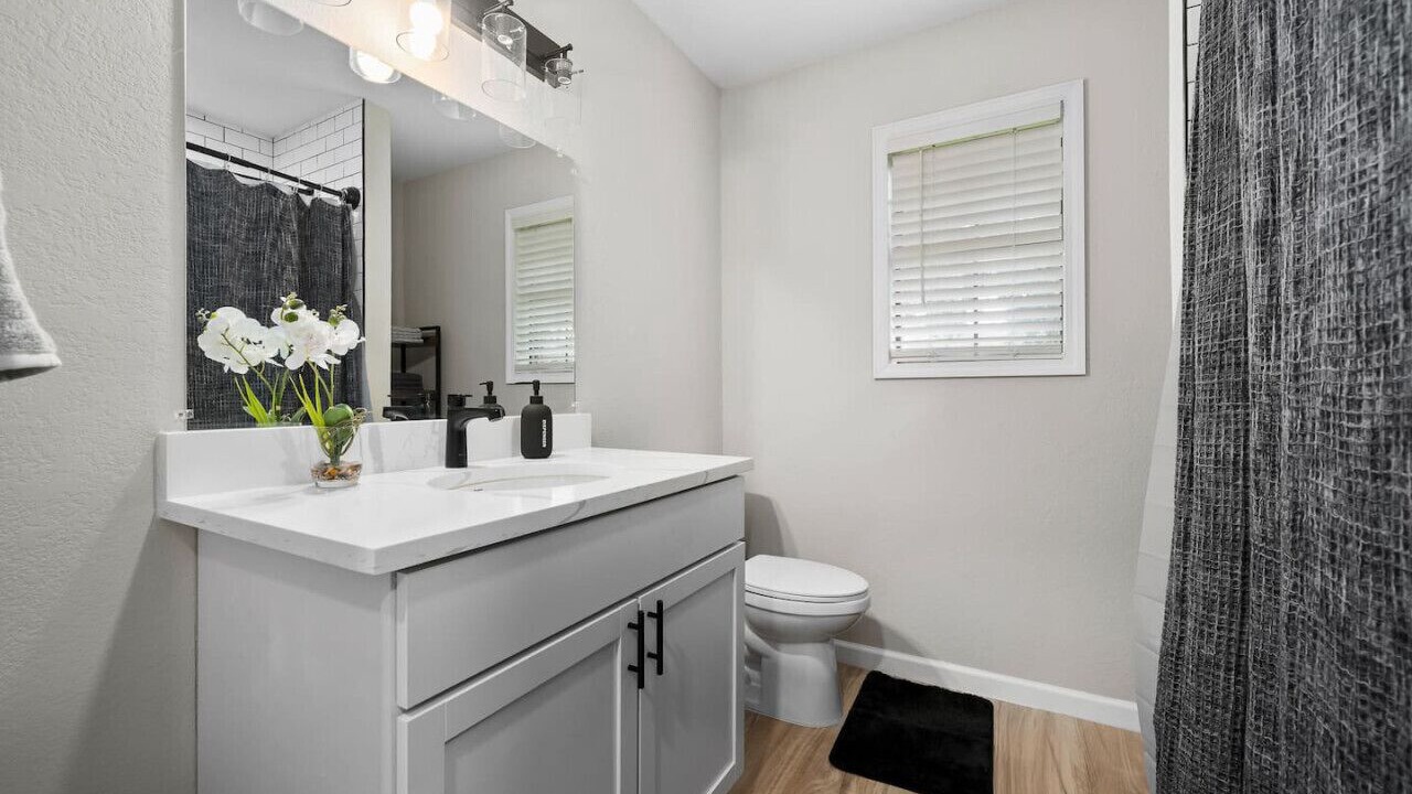 Photo of Bathroom in South Side