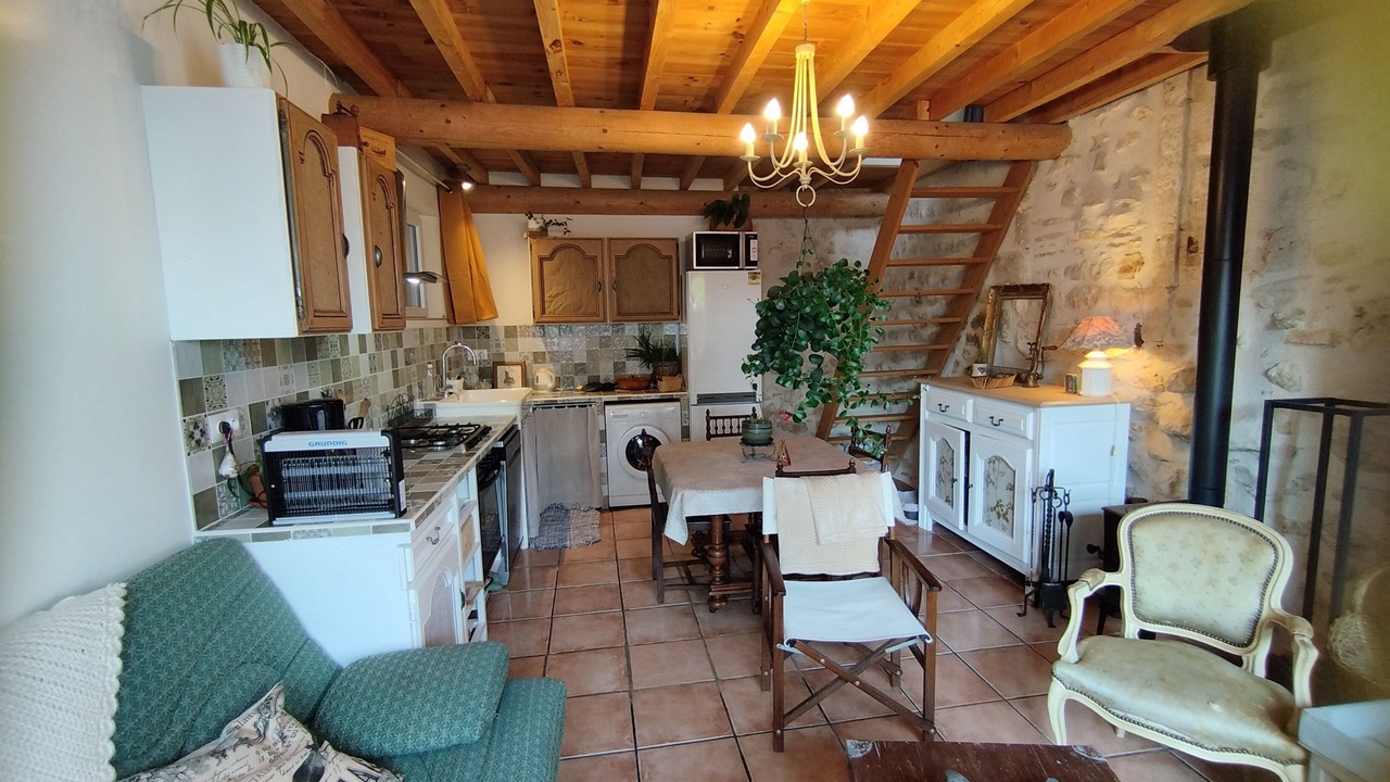 Photo of Livingroom in Bourg-Saint-Andeol