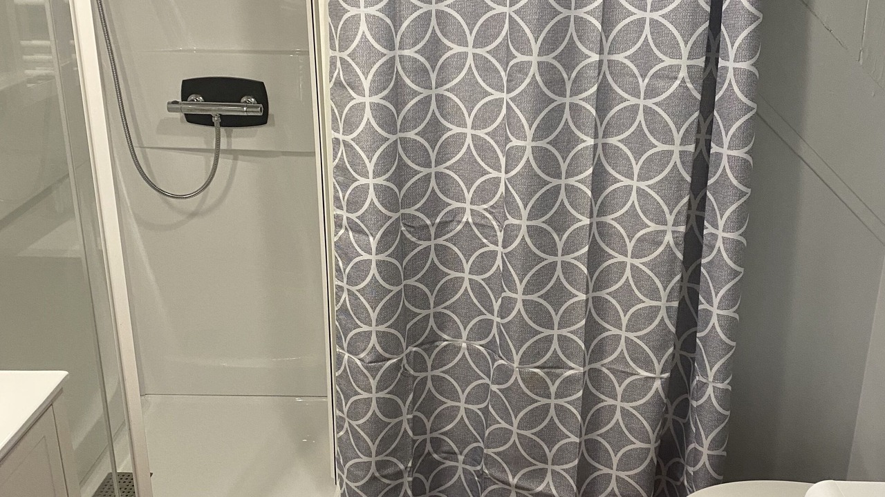 Photo of Bathroom in Arches