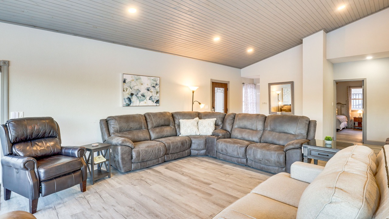 Photo of Livingroom in Roach