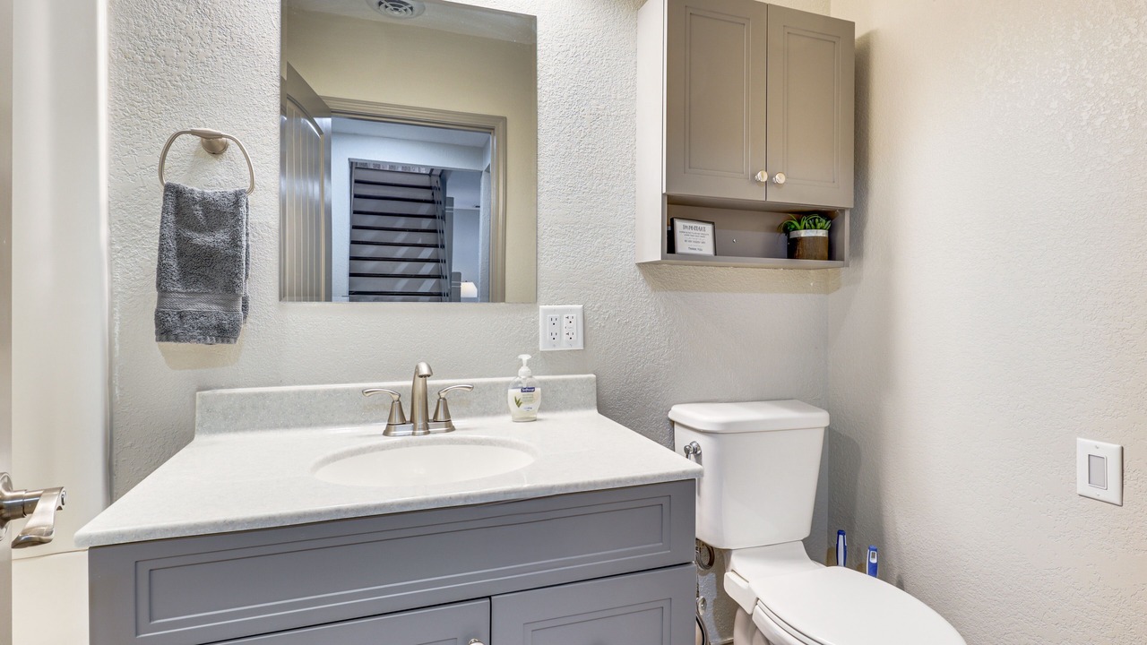 Photo of Bathroom in Roach