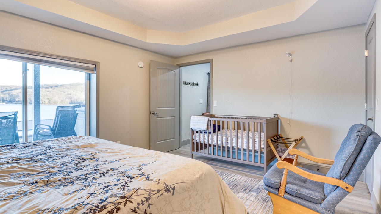 Photo of Bedroom in Roach