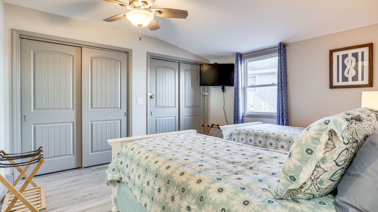 Photo of Bedroom in Roach