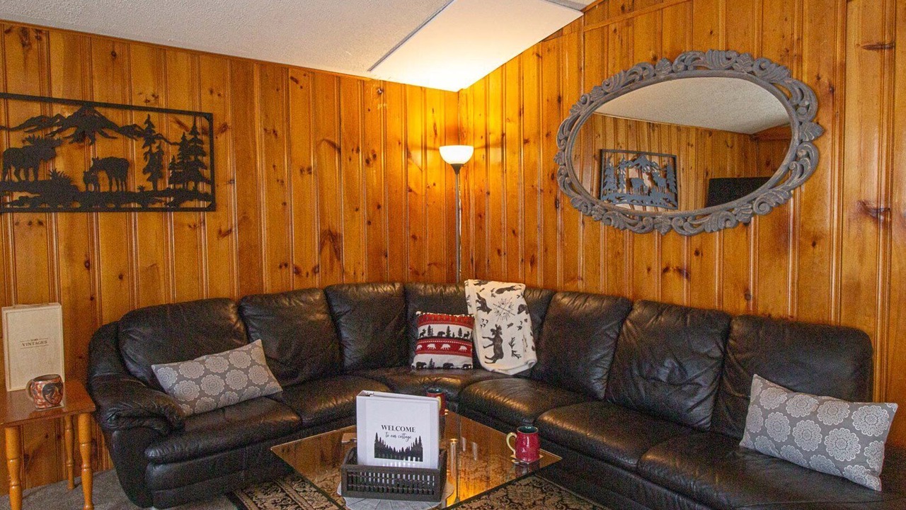 Photo of Bedroom in Algonquin Highlands