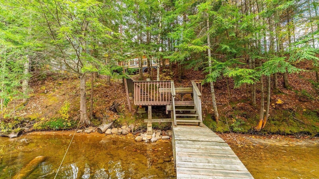 Photo of Others in Algonquin Highlands