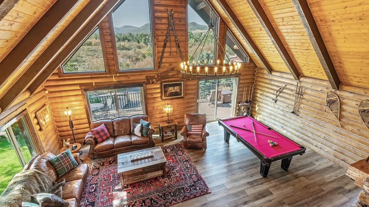 Photo of Livingroom in Eden
