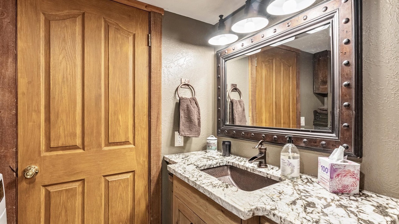 Photo of Bathroom in Eden