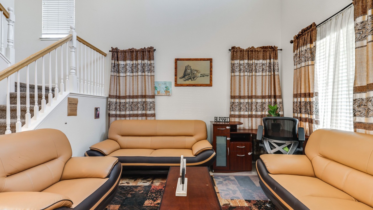 Photo of Livingroom in Turlock