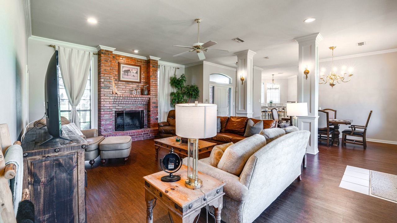 Photo of Bedroom in Aubrey
