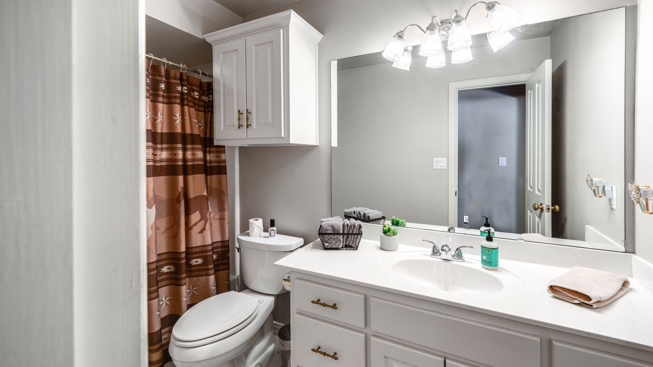 Photo of Bathroom in Aubrey