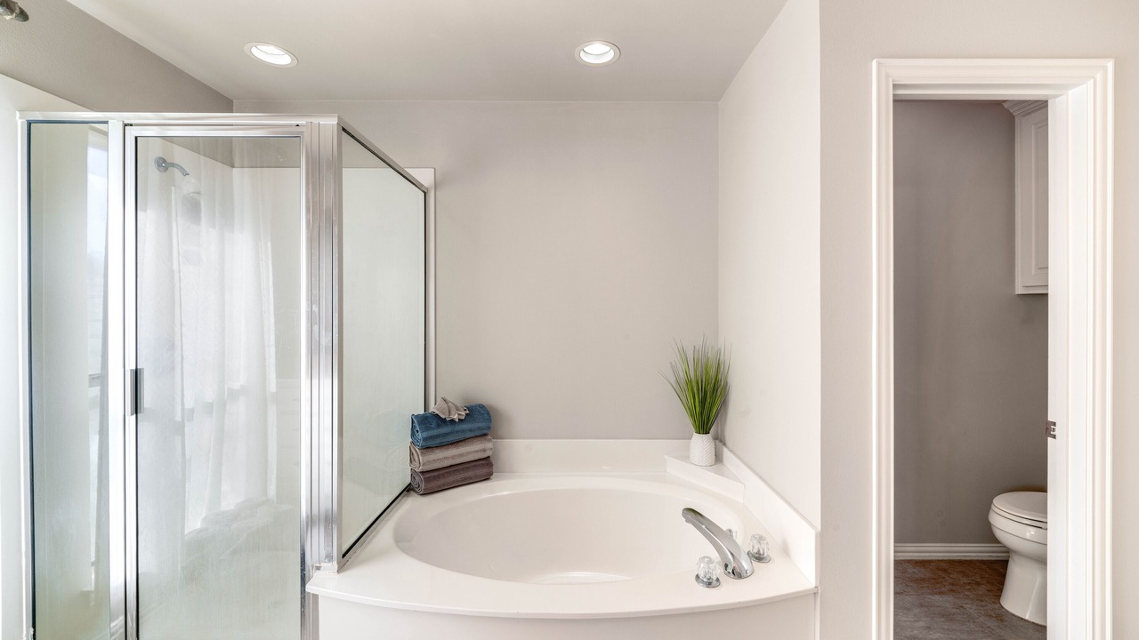 Photo of Bathroom in Aubrey