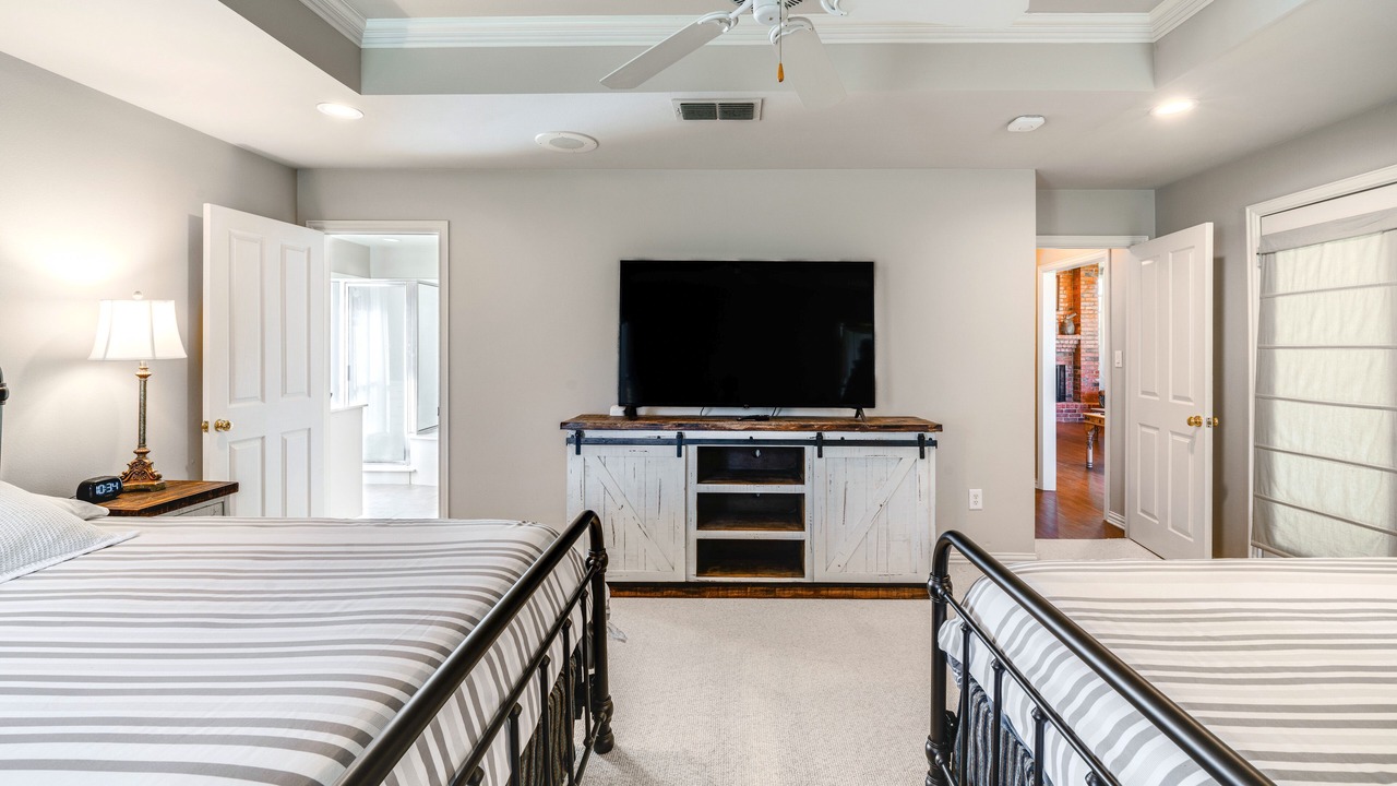 Photo of Bedroom in Aubrey