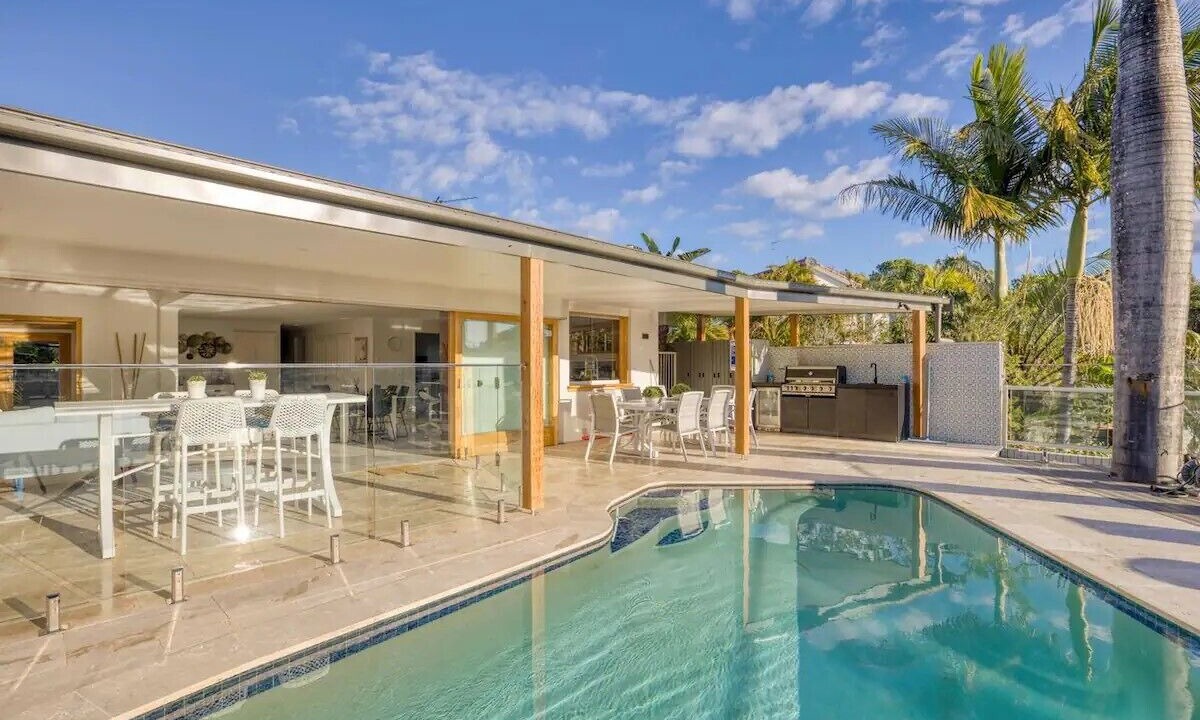 Photo of Outdoor in Broadbeach Waters