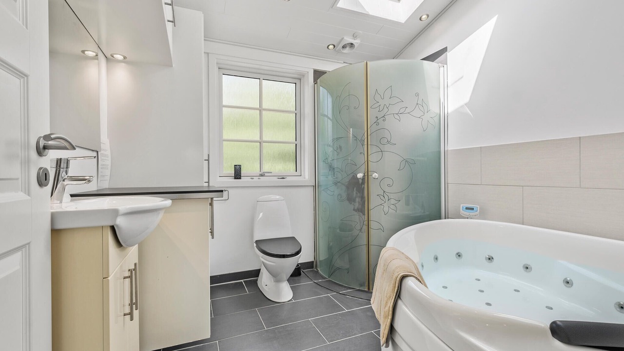 Photo of Bathroom in Store Fuglede