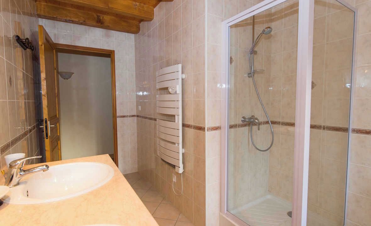 Photo of Bathroom in Peyrieu