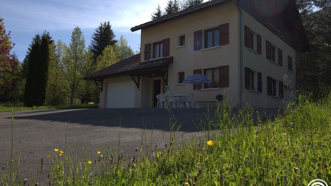 Photo of Outdoor in Lelex