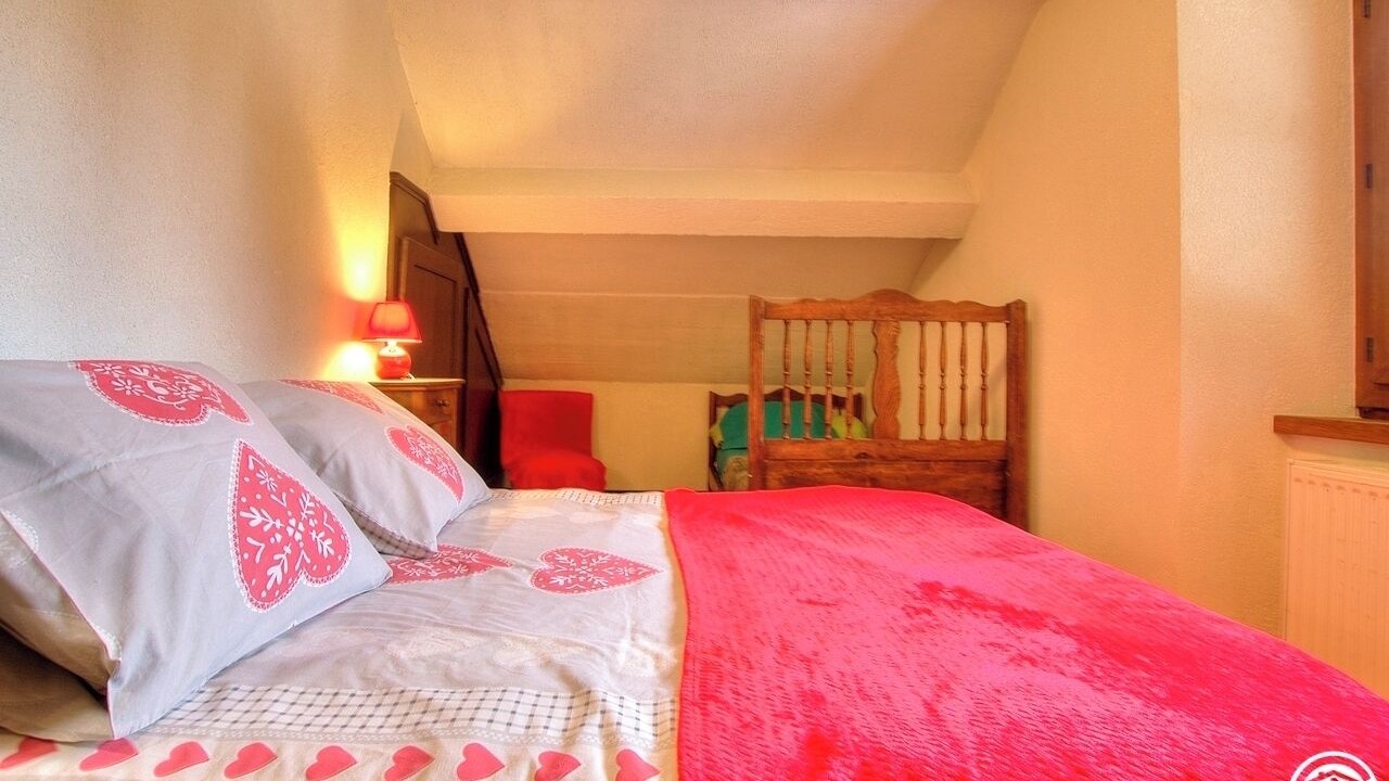 Photo of Bedroom in Gex