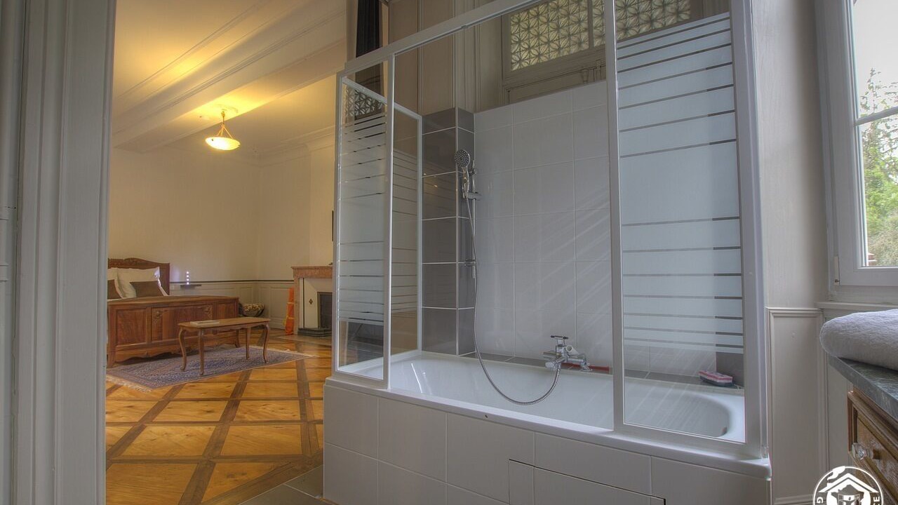 Photo of Bathroom in Bage-la-Ville