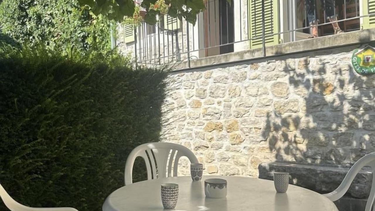 Photo of Outdoor in Poncin