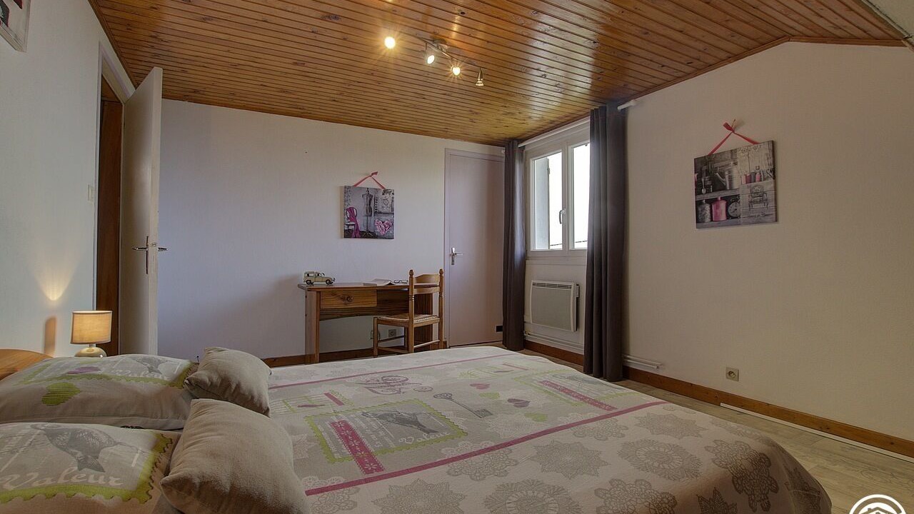 Photo of Bedroom in Belleydoux