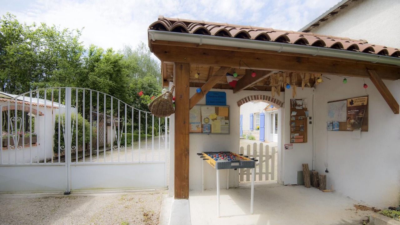 Photo of Patio Balcony in Villette-sur-Ain