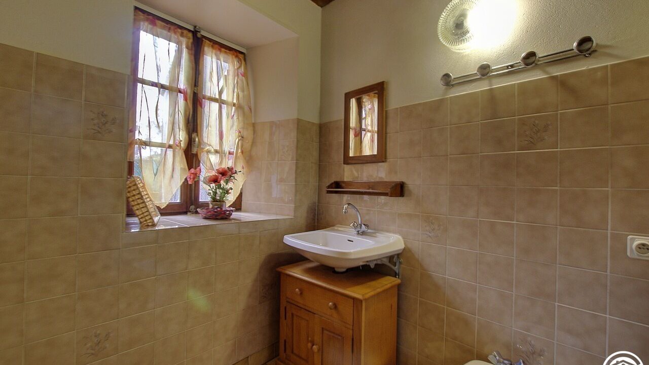 Photo of Bathroom in Anglefort