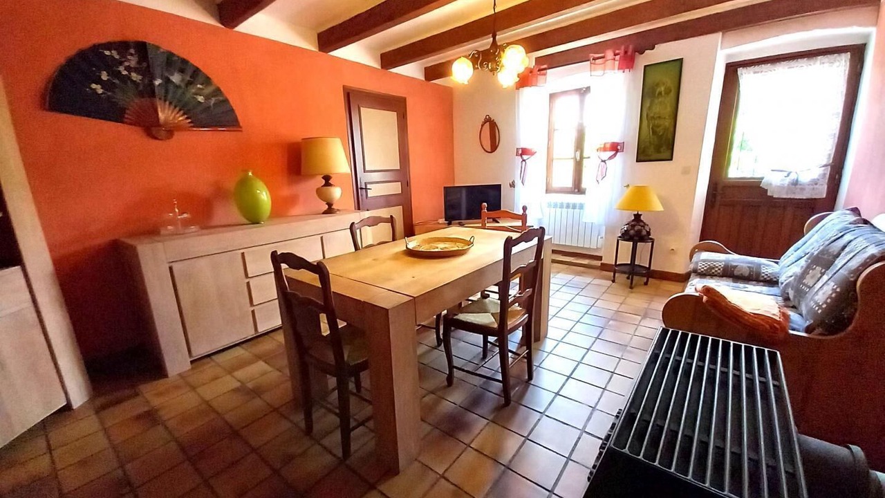 Photo of Livingroom in Anglefort