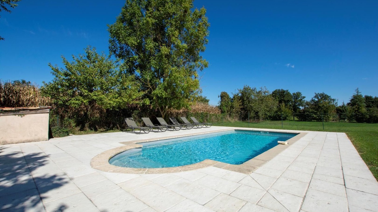 Photo of Outdoor in Illiat