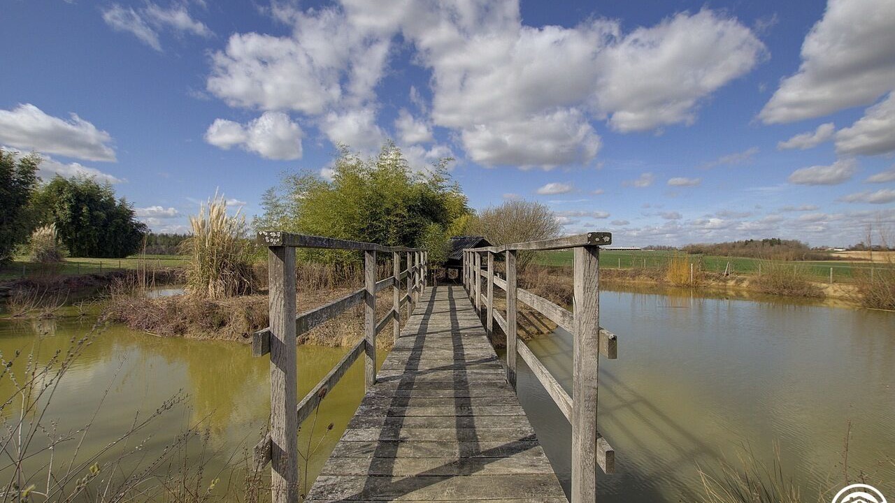 Photo of Outdoor in Bage-Dommartin