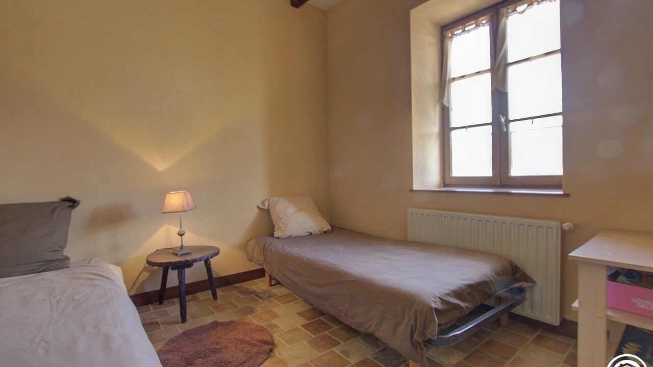 Photo of Bedroom in Bage-Dommartin