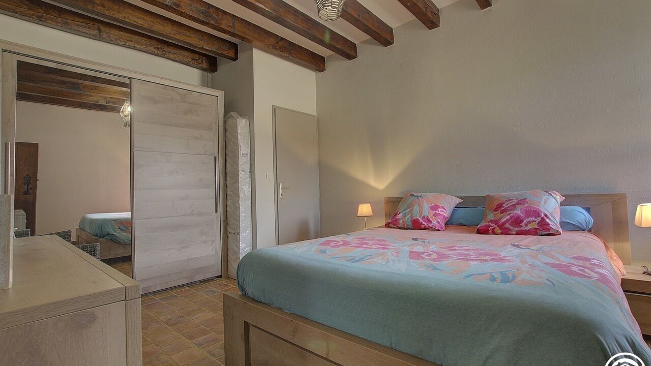 Photo of Bedroom in Bage-Dommartin