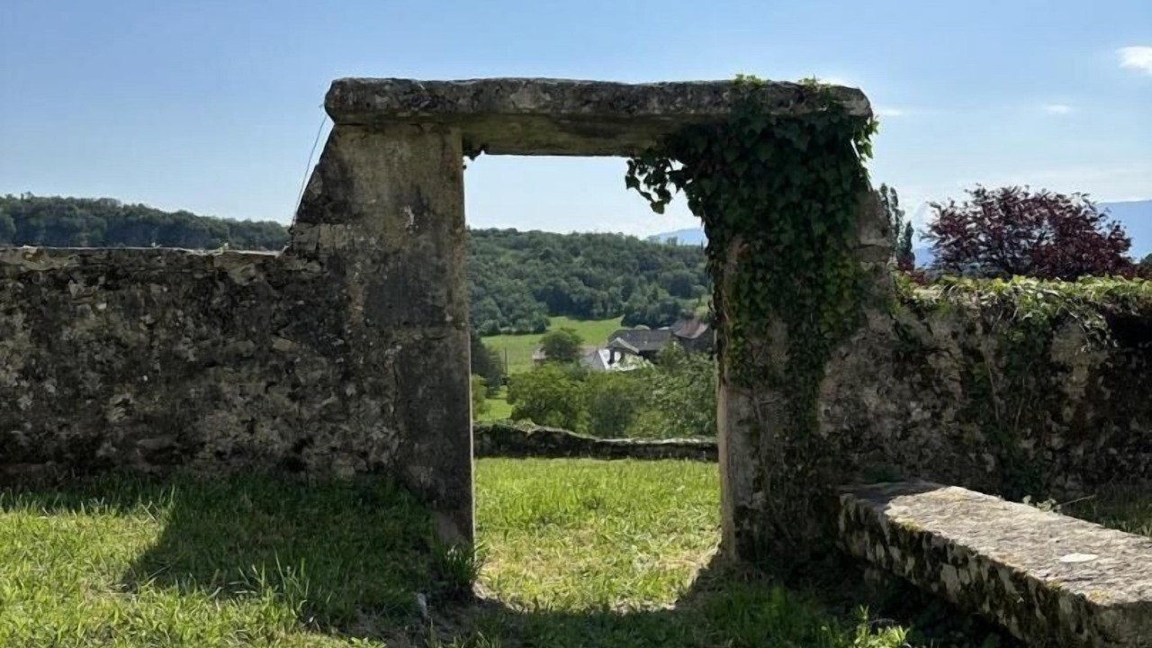 Photo of Outdoor in Saint-Germain-les-Paroisses
