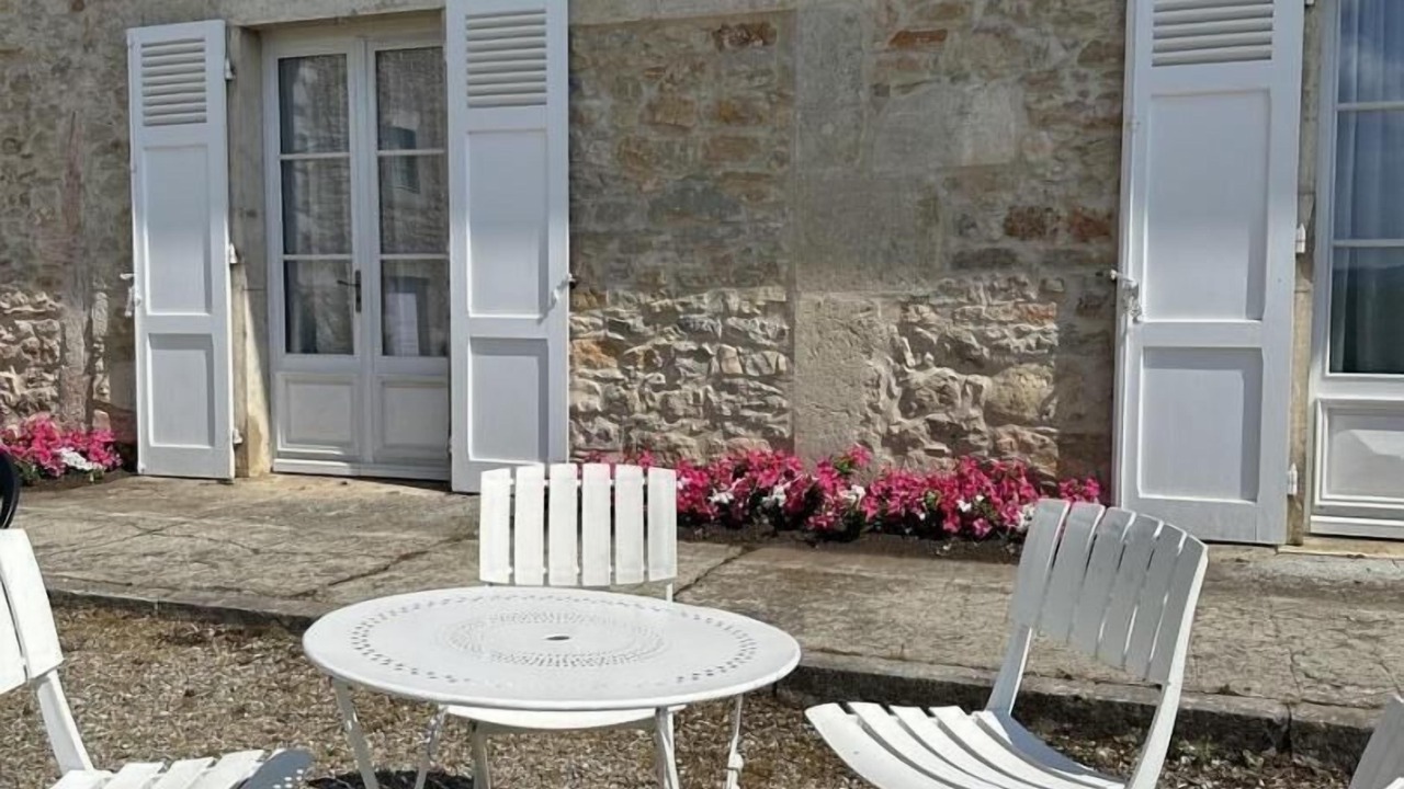 Photo of Outdoor in Saint-Germain-les-Paroisses