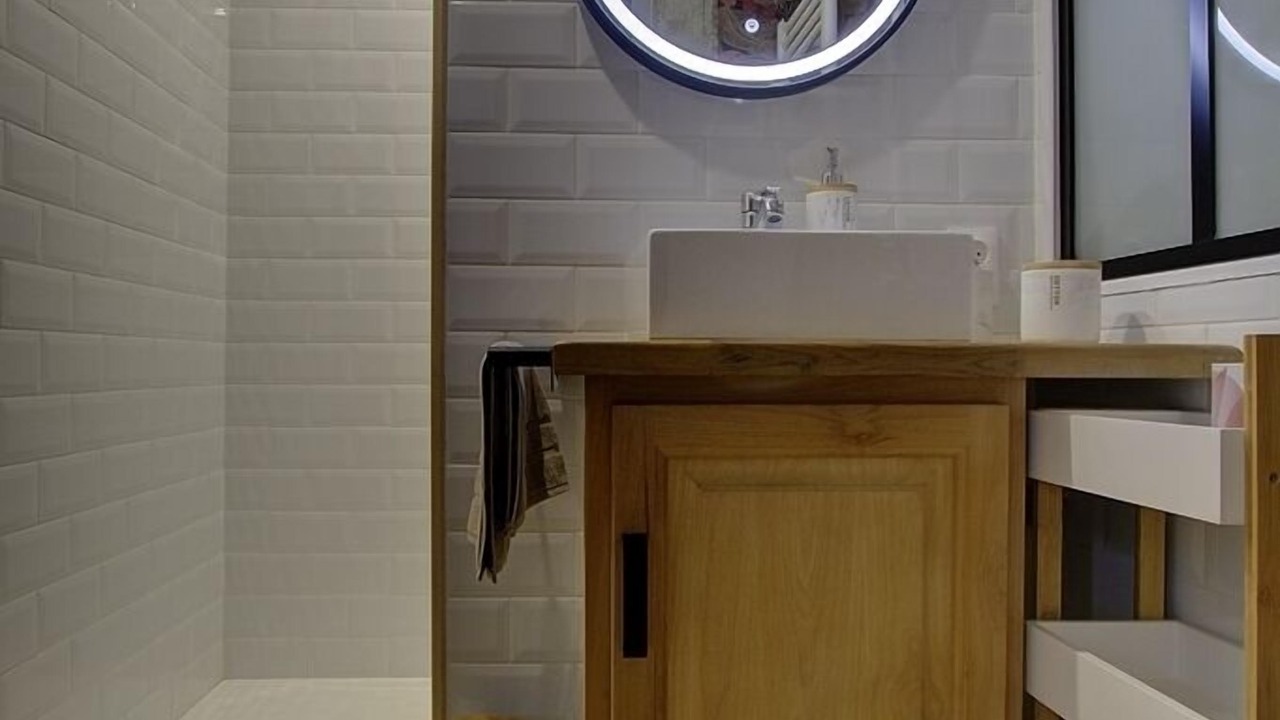 Photo of Bathroom in Tenay