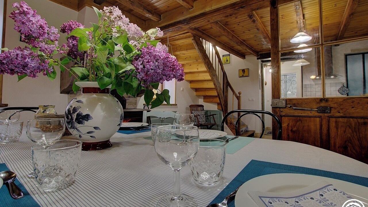 Photo of Others in Tenay