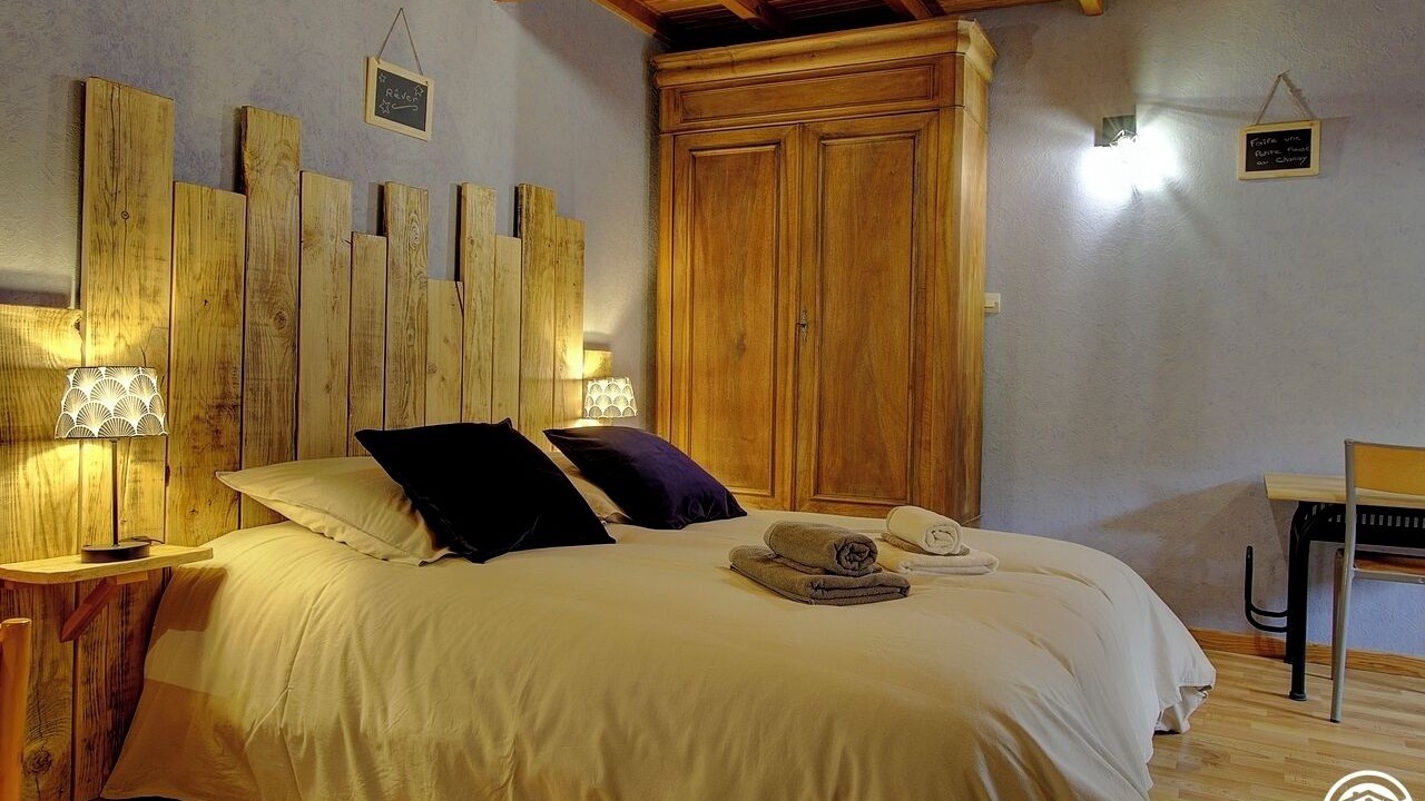 Photo of Bedroom in Tenay